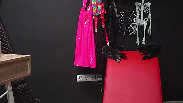 CelineConner online show from October 2025 05:09:02 AM