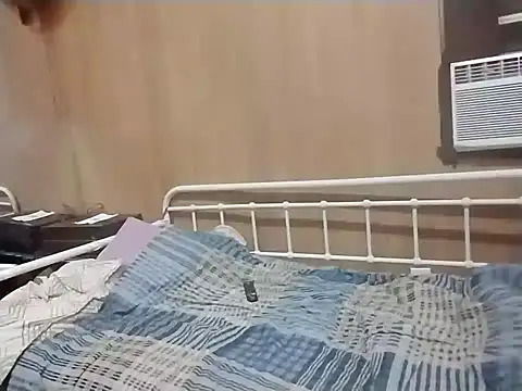 Snapshot of AlphaAlluring69 chatting on January 2025 09:04:02 AM AlphaAlluring69 online show from January 2025 09:04:02 AM