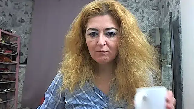 Helen1974 online show from December 2025 01:01:02 AM