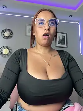 Seized lust online show from February 2025 06:56:02 PM