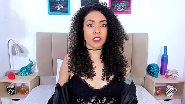 Snapshot of Zoe_Gruber chatting on March 2025 11:06:01 PM Zoe Gruber online show from March 2025 11:06:01 PM