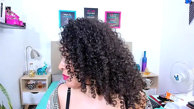 Snapshot of Zoe_Gruber chatting on March 2025 03:01:02 AM Zoe Gruber online show from March 2025 03:01:02 AM