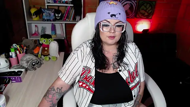 Snapshot of juliette_rd chatting on December 2025 06:20:01 AM juliette rd online show from December 2025 06:20:01 AM