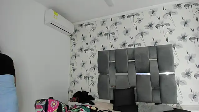 Snapshot of Ehotloveaxxx chatting on January 2025 06:43:01 PM Ehotloveaxxx online show from January 2025 06:43:01 PM