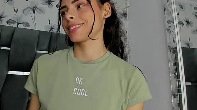 Snapshot of Ehotloveaxxx chatting on February 2025 03:38:01 PM Ehotloveaxxx online show from February 2025 03:38:01 PM