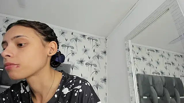 Snapshot of Ehotloveaxxx chatting on February 2025 01:38:02 PM Ehotloveaxxx online show from February 2025 01:38:02 PM