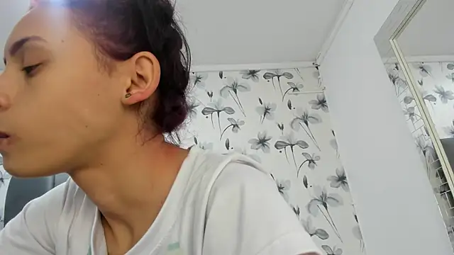 Snapshot of Ehotloveaxxx chatting on March 2025 12:39:02 PM Ehotloveaxxx online show from March 2025 12:39:02 PM