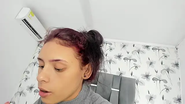 Snapshot of Ehotloveaxxx chatting on March 2025 01:18:01 PM Ehotloveaxxx online show from March 2025 01:18:01 PM