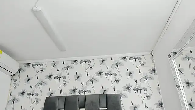 Snapshot of Ehotloveaxxx chatting on October 2025 01:39:02 PM Ehotloveaxxx online show from October 2025 01:39:02 PM