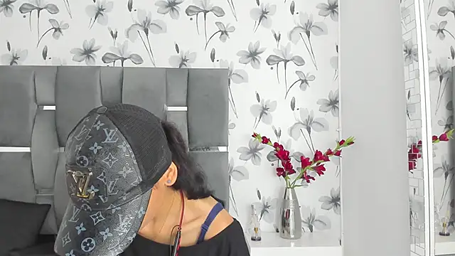 Snapshot of Ehotloveaxxx chatting on October 2025 01:10:01 PM Ehotloveaxxx online show from October 2025 01:10:01 PM