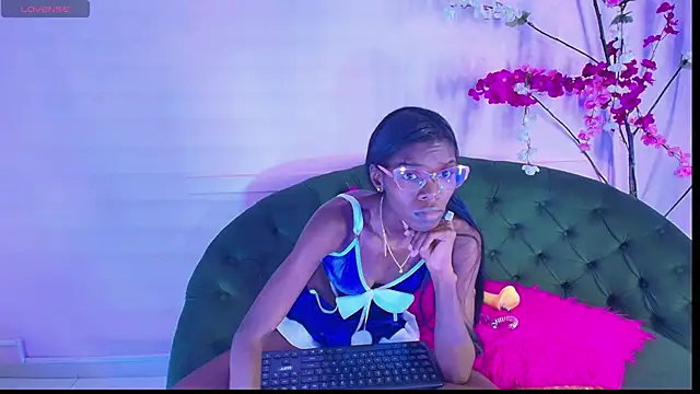 bonieklent online show from January 2025 04:14:02 AM