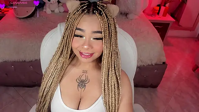 conny  curly online show from March 2025 01:26:02 PM