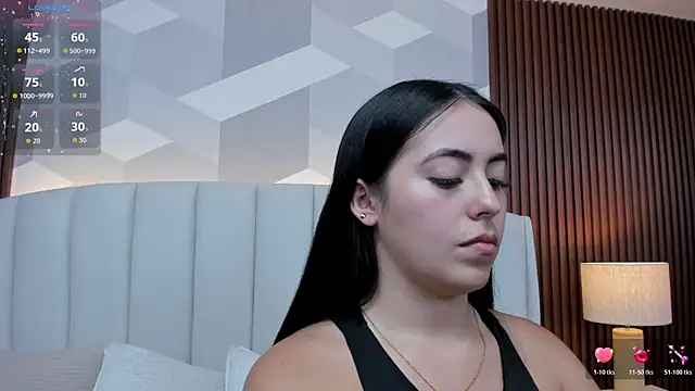 Julietasantos   online show from November 2025 06:26:01 PM