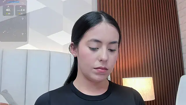 Snapshot of Julietasantos__ chatting on June 2026 06:35:02 PM Julietasantos online show from June 2026 06:35:02 PM