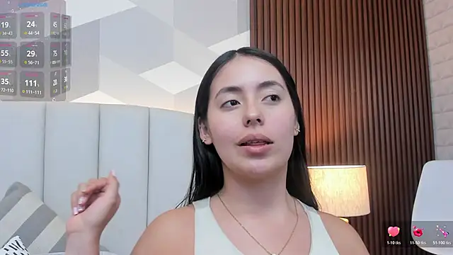 Snapshot of Julietasantos__ chatting on June 2026 07:14:01 PM Julietasantos online show from June 2026 07:14:01 PM
