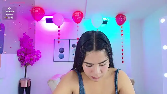 Kaori ayu online show from February 2026 12:44:02 PM