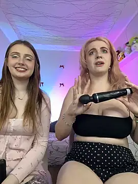 your favoritegirls online show from March 2025 04:51:02 PM