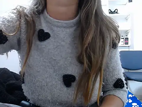 Luna girlhot  online show from November 2025 02:33:01 PM