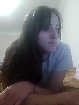 emeli moon online show from December 2024 06:37:02 PM