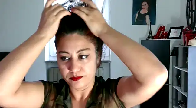 Snapshot of danasantoreal chatting on December 2024 03:21:01 PM danasantoreal online show from December 2024 03:21:01 PM