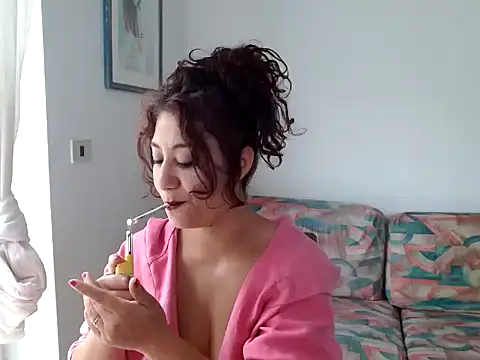 Snapshot of danasantoreal chatting on September 2025 02:30:01 PM danasantoreal online show from September 2025 02:30:01 PM