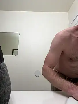 El Gizmo online show from January 2025 11:54:01 AM