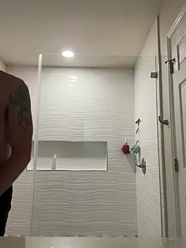 El Gizmo online show from February 2025 10:49:01 AM