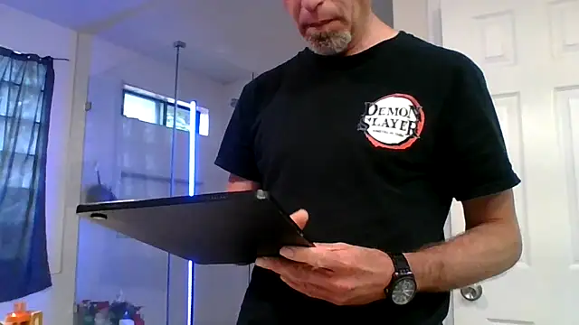 Snapshot of El_Gizmo chatting on May 2026 03:51:02 PM El Gizmo online show from May 2026 03:51:02 PM