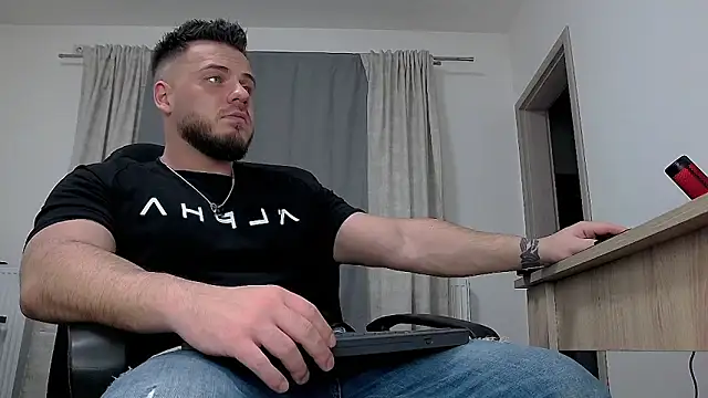 juliusmasters online show from January 2025 10:08:02 PM