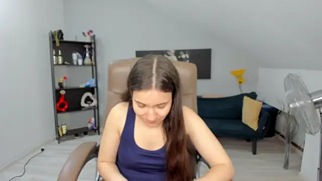 Snapshot of MelissaWiliam chatting on December 2024 06:49:01 PM MelissaWiliam online show from December 2024 06:49:01 PM