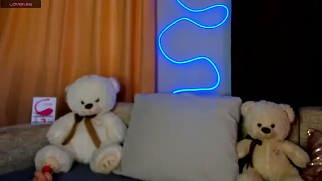 Leila purr18 online show from February 2025 09:20:02 AM