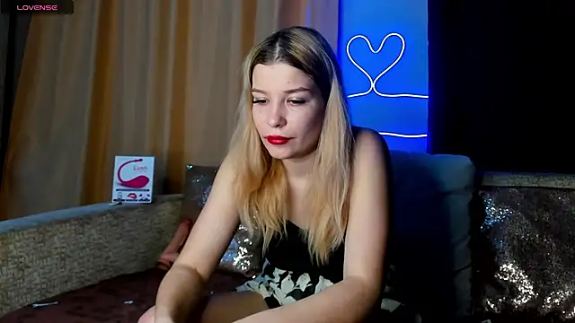 Leila purr18 online show from March 2025 06:46:02 AM