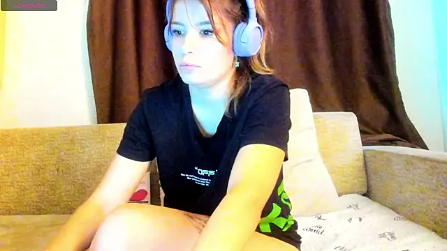 Leila purr18 online show from September 2025 11:54:02 AM