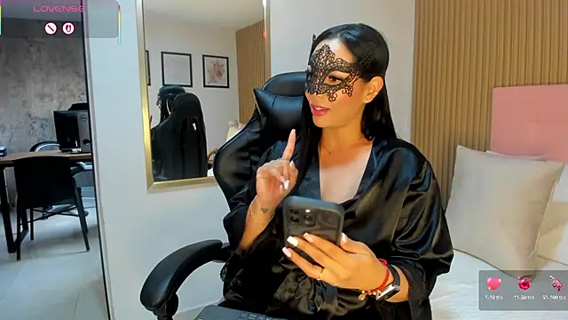 Dakota diaz  online show from March 2025 09:23:01 PM