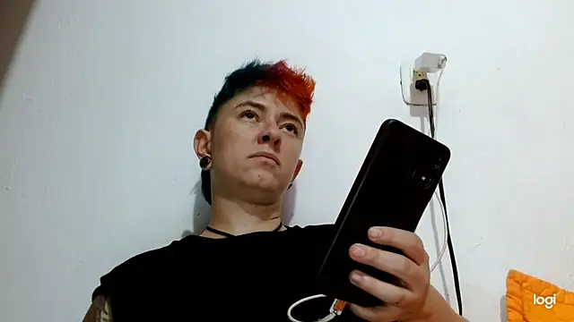 tomboyblue online show from January 2025 02:04:02 AM