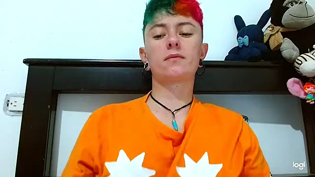 tomboyblue online show from February 2025 03:37:01 AM