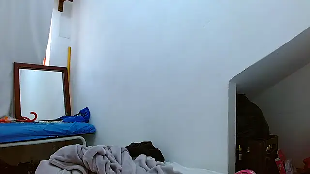 tomboyblue online show from November 2025 06:07:02 PM