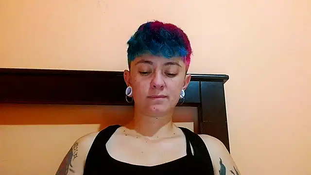 tomboyblue online show from June 2026 04:42:01 PM