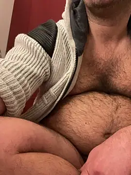 porompomperro online show from February 2025 08:05:01 PM