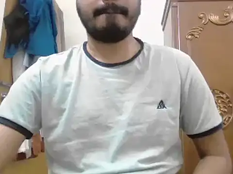 desiboyasif online show from November 2025 05:15:01 PM