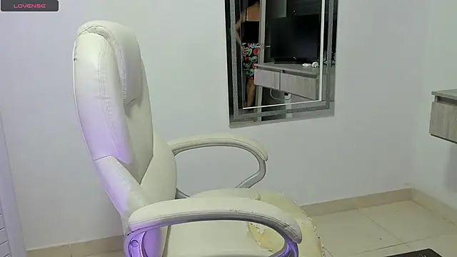 dahian carter online show from October 2025 12:50:02 PM