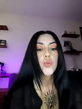 Mazikeen-- online show from November 2025 09:51:02 PM