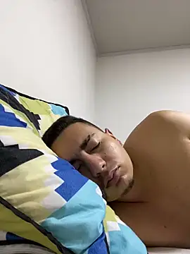 Snapshot of DanielGomez9 chatting on January 2025 02:20:02 AM DanielGomez9 online show from January 2025 02:20:02 AM