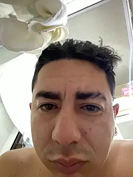 Snapshot of DanielGomez9 chatting on February 2025 12:47:01 PM DanielGomez9 online show from February 2025 12:47:01 PM