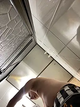 Snapshot of DanielGomez9 chatting on March 2025 09:05:02 PM DanielGomez9 online show from March 2025 09:05:02 PM