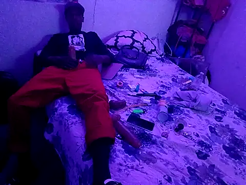 Snapshot of Puffgettingstuffed chatting on March 2026 01:39:01 PM Puffgettingstuffed online show from March 2026 01:39:01 PM