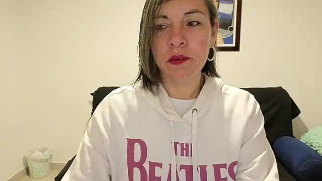 Lady breaks hearts online show from January 2026 10:20:01 AM