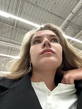 Holy Tereza online show from February 2025 03:16:01 PM