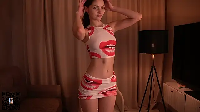 CarmenMoore26 online show from March 2025 10:30:02 PM