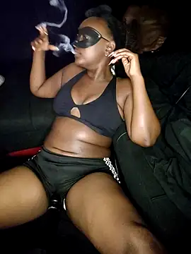 KikiLovesD online show from October 2025 02:50:01 PM